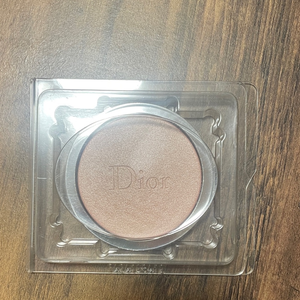 Dior Radiant Glow Compact in Tan